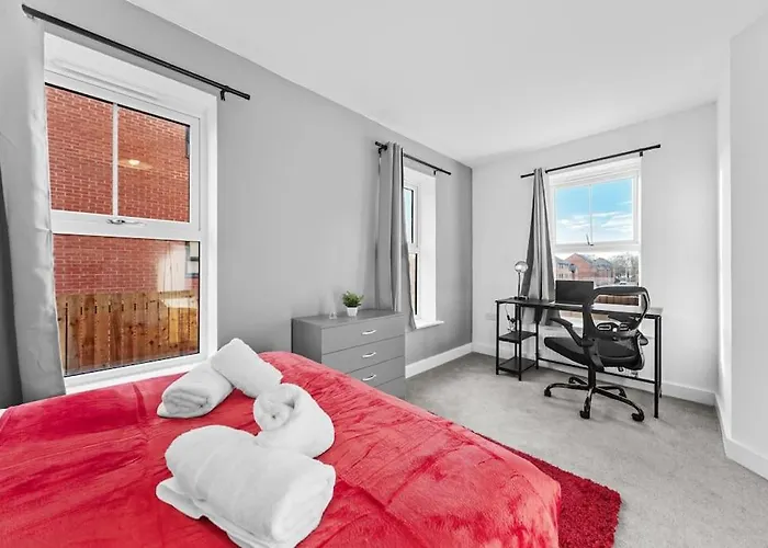 Semesterbostad Opulent 2br 2ba House With Free Parking