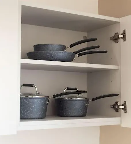 Semesterbostad Opulent 2br 2ba House With Free Parking