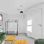 Opulent 2br 2ba House With Free Parking * 利兹