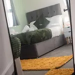 度假居 Opulent 2br 2ba House With Free Parking *