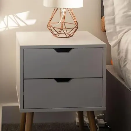 Holiday home Opulent 2br 2ba House With Free Parking *