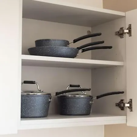 Holiday home Opulent 2br 2ba House With Free Parking