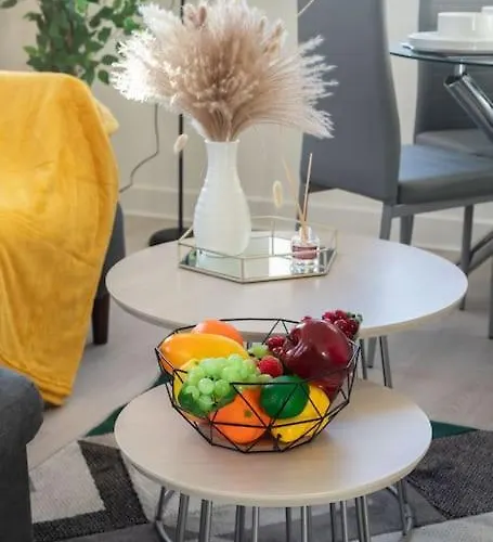 Holiday home Opulent 2br 2ba House With Free Parking Leeds (West Yorkshire)