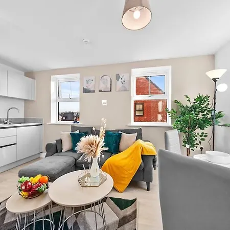 度假居 Opulent 2br 2ba House With Free Parking 利兹